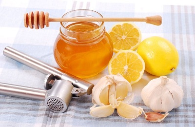 Невероятное сочетание кладезей витаминов: чеснока и меда